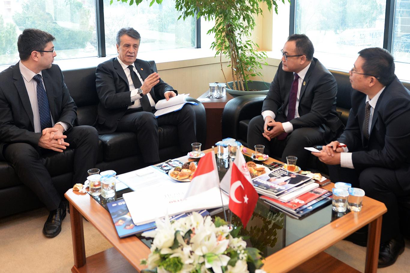 "Türkiye-Endonezya ticari ilişkileri fuarlarla gelişecek"